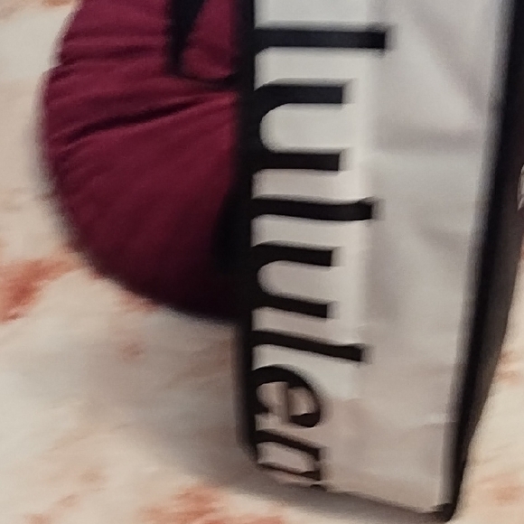 Lululemon Classic Reusable Black & White Tote - Picture 3 of 8